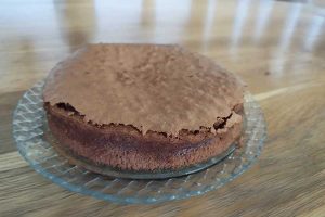 עוגת שוקולד רכה יהודית לוטואק