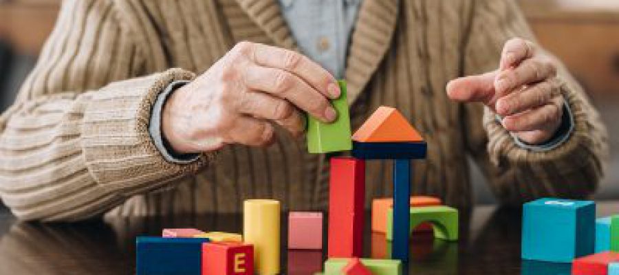 לשחק-בגיל-השלישי-יהודית-לוטואק