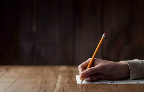 פשוט לכתוב סיפור