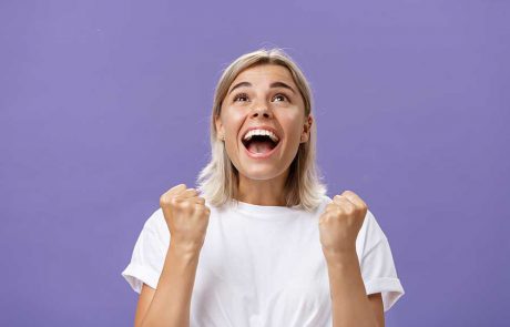 משחק מעגל מחלום למציאות על קו הזמן