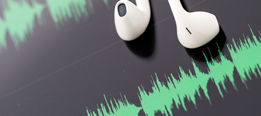 פודקאסט אוזניות סאונד