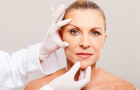 להחזיר את השעון לאחור – טיפול פנים או ניתוח פנים?