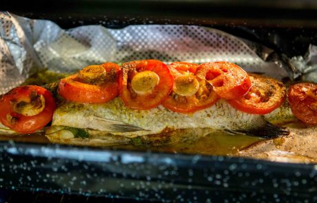 דג מוסר ים אפוי בתנור