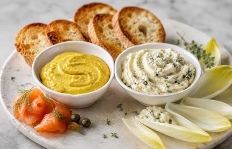 ממרח אבוקדו וממרח רוקפור