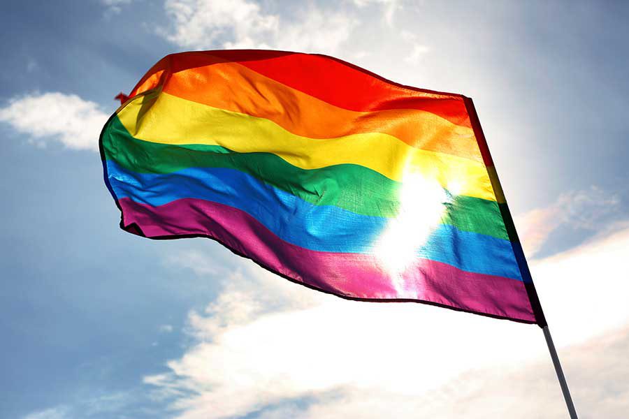 דגל בצבעי הגאווה