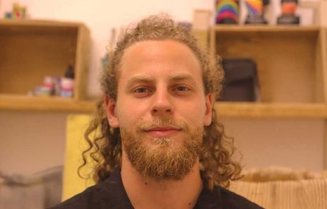 "התמונה הגדולה" – תערוכת יחיד לאמן הלל בזק