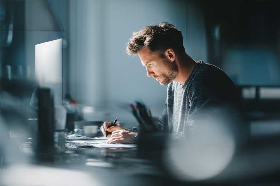 איש ומחשב זיוה זוהר
