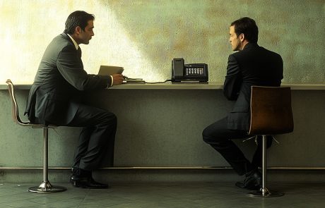 תרמיות בהשקעות – כיצד לזהות לפני שמאוחר מדי?